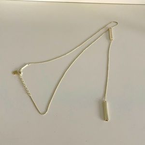 Gold Kendra Scott Shelton Necklace - LIKE NEW!